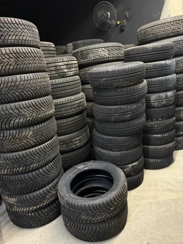 VENDO PNEUS PIRELLI NOVO
