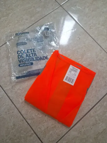 COLETE REFLETIVO - NOVO SEM USO - TAM XG