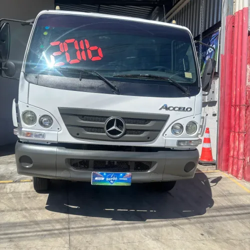 Acelo 1016 ano 2015 filé segundo dono km baixo