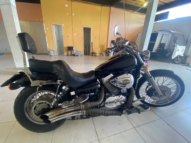 Shadow 750 ABS