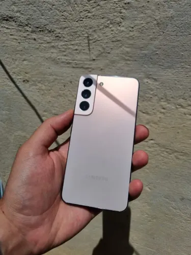 Samsung Galaxy S22
