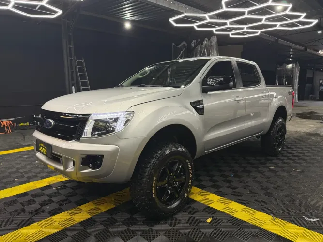 Ford Ranger XLT 3.2 20V 4X4 CD Diesel Aut. 2014