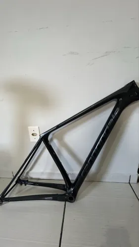 Quadro cannondale carbono 29 T 17