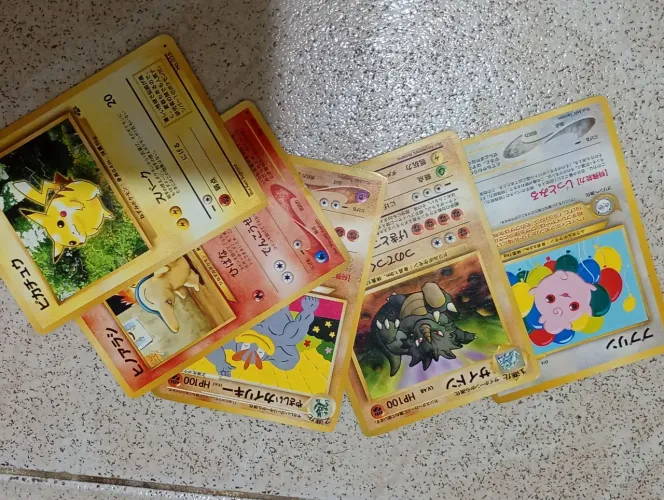 kit duas cartas japonesa aleatória edição antiga