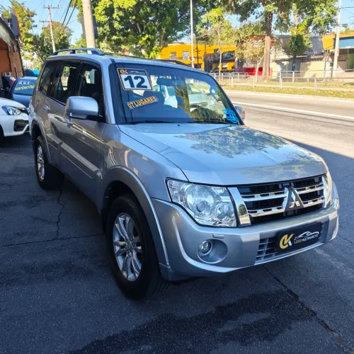 Mitsubishi Pajero GLS Hpe/hpe Full 3.8 233cv 5P AUT 2012