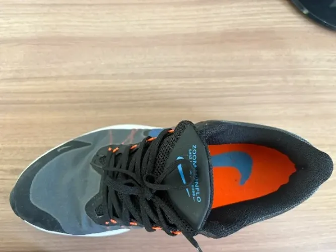 Tênis Nike Zoom Winflo