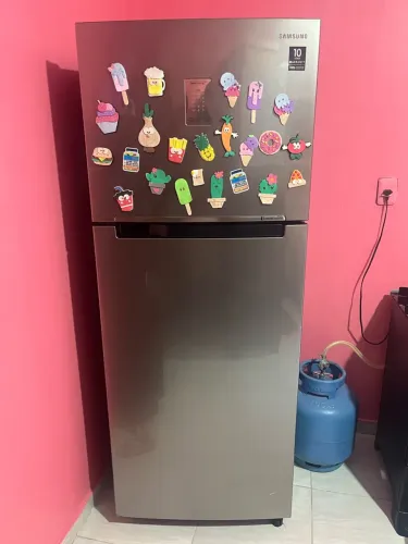 Geladeira Samsung inverter com defeito 