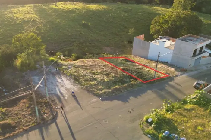 Lote Residencial de 140 m² à Venda em Itaú de Minas