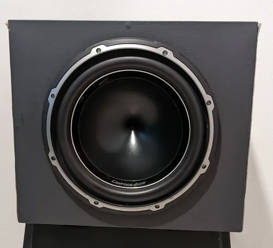 Caixa Selada Som Automotivo Subwoofer Lightning Audio 12 polegadas 400 Watts