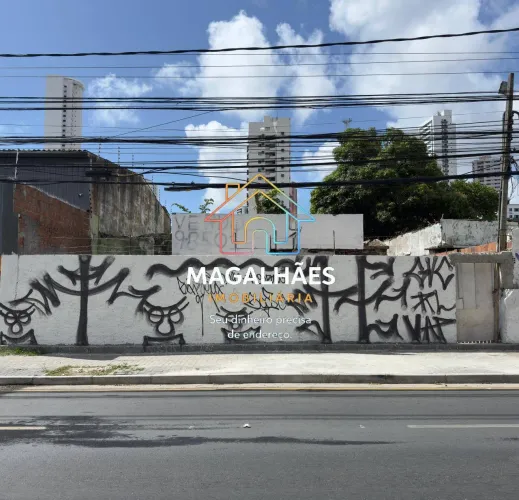 ÁREA PARA LOCAÇÃO NA TORRE COM 346,50 M²