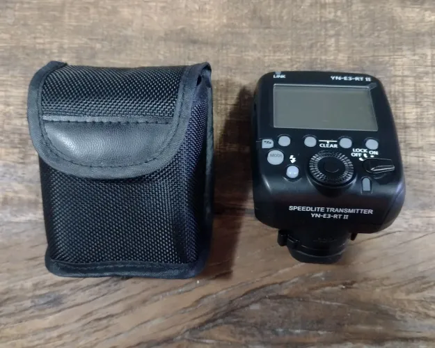 Rádio transmissor speedlite Yongnuo YN-E3-RT-II