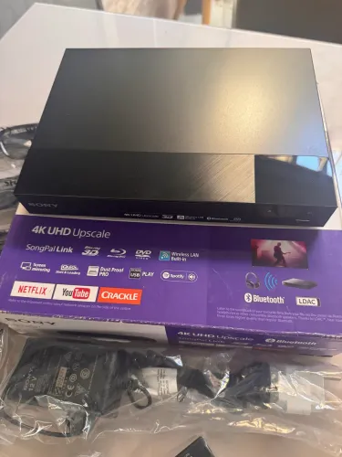 Aparelho Blu-Ray 3D 4K Wi-Fi Bluetooth