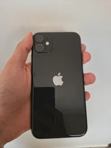 IPHONE 11 64 GB