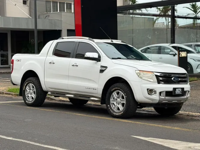 Ford Ranger Limited 3.2 20V 4X4 CD Aut. Dies. 2013