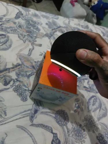 Caixa alexa  primeira linha