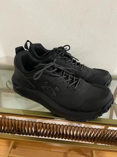 Tênis Under Armour Defense Low