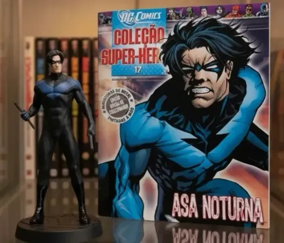 Figura Eaglemoss DC Asa Noturna, com revista.