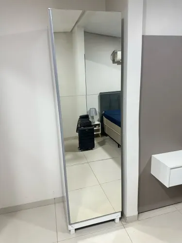 Sapateira usada em estado novo
