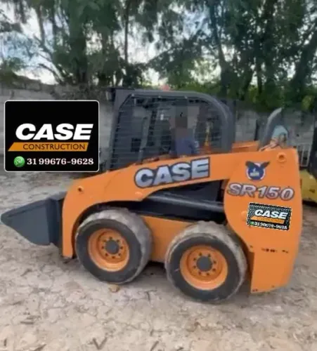Mini Carregadeira Case SR150