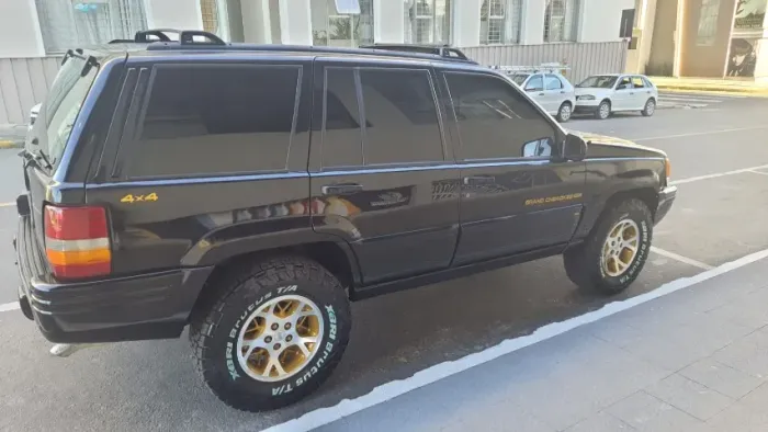 Jeep Cherokee Sport 4.0 Mec./aut. 1995