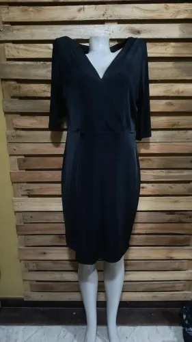 Vestido MIDI Reto Meia Manga