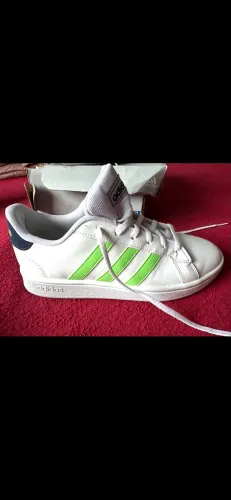 Vendo NOVO tênis Adidas Grand Court