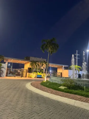 Vendo casa reformada de 3/4 sendo duas suítes no sim