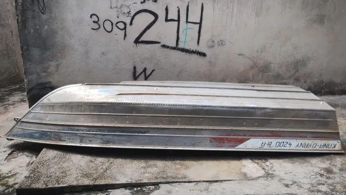 BARCO 4,2 x 1.38 x 0,52 DE BORDA ! BARCO MTO CONSERVADO / SÓ VENDA , NÃO ACEITO TROCA !!!!