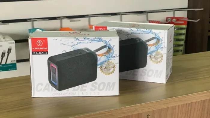 VENDE-SE CAIXA DE SOM KA-8213
