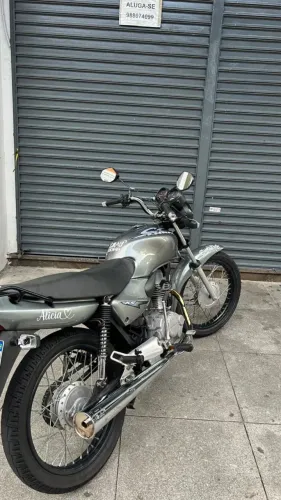 Titan 2002 pra pessoas exigentes