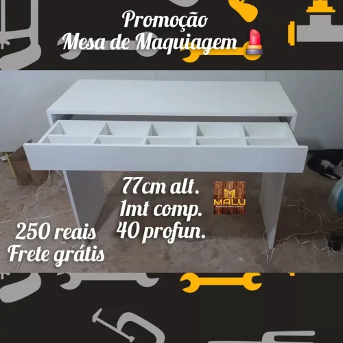 Mesa de maquiagem 