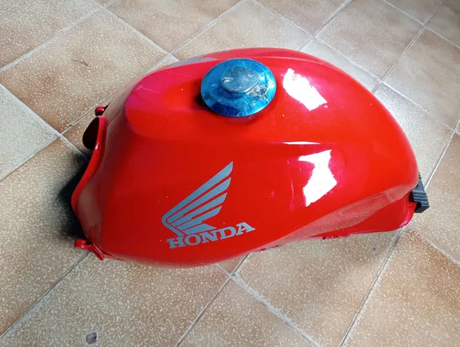 tanque da cb 300