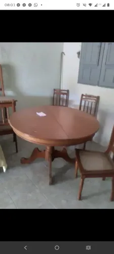 Conjunto de Mesa com 6 cadeira + Arca, em madeira de lei.