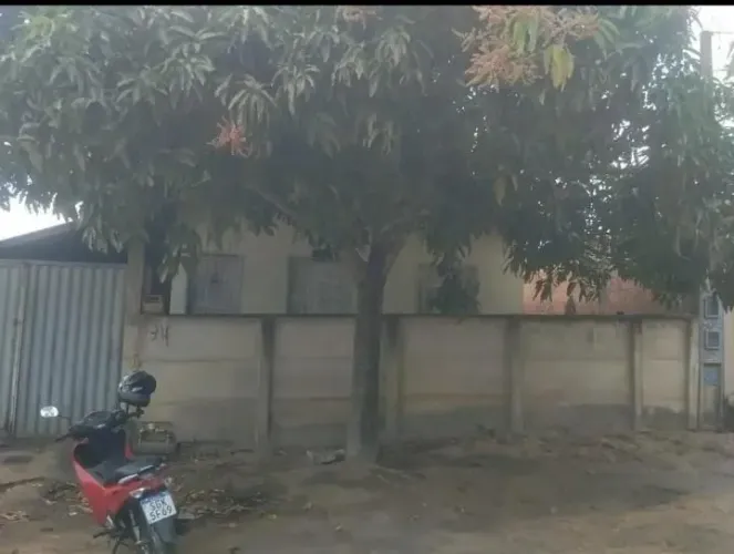 Casa muito boa estou vendendo pq estou mudando de estado e preciso compra outra localizao