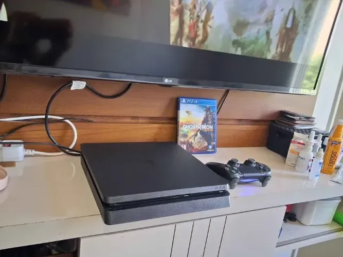 PlayStation 4 Slim 1TB !! 12.50 *novinho!!