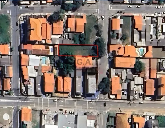 Terreno à venda em Sorocaba-SP, no Jardim Simus: oportunidade única!