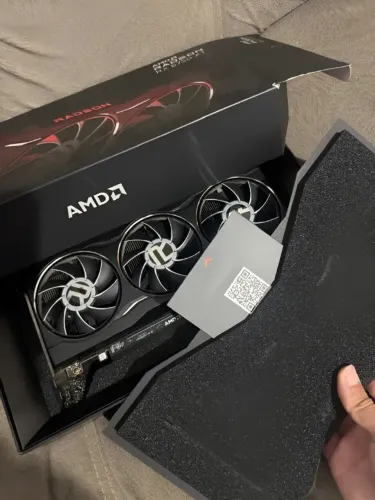 Vendo RX 6750XT aceito ofertas não tão absurdas.