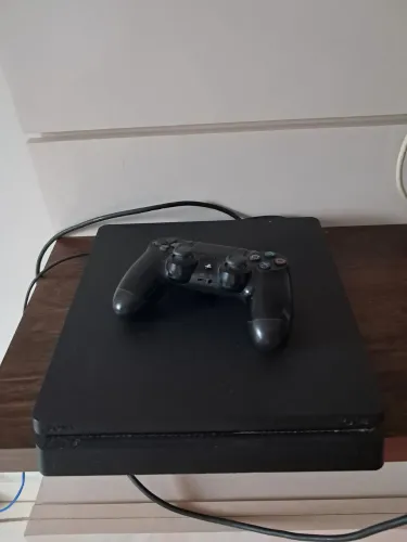 PS4 SLIM