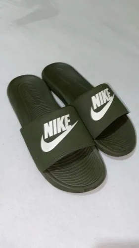 Chinelo Victori one verde cargo