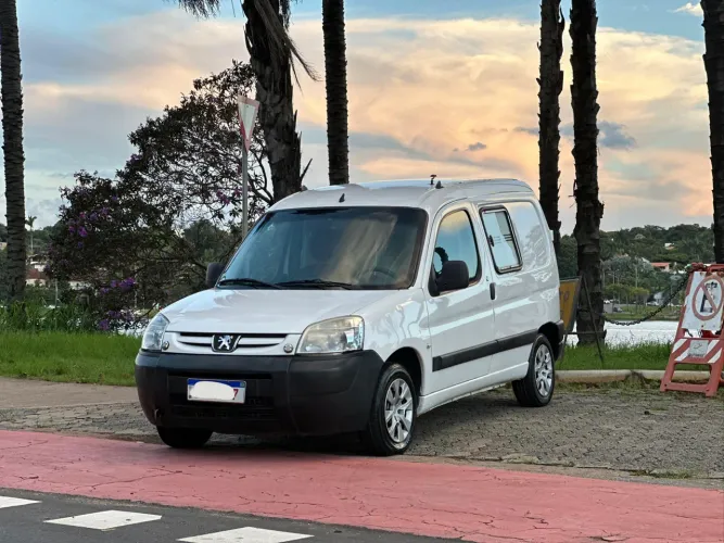Peugeot Partner Furgão 1.6 16v/ 1.6 16V Flex 3P 2018
