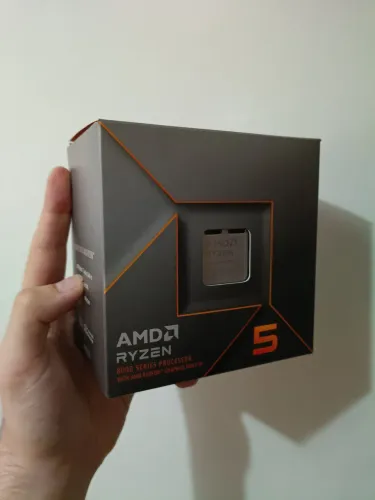 Processador CPU AMD Ryzen 5 8500G 3.5GHz (5.0GHz Turbo) AM5 + Cooler Wraith Stealth