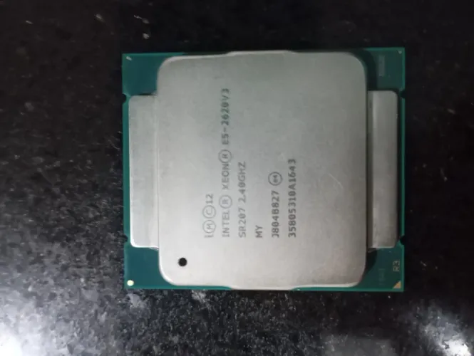 Intel Xeon E5 2620v3 Usado