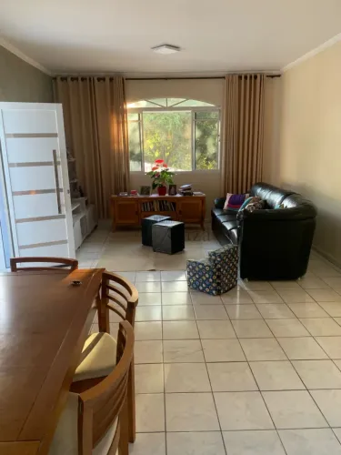 Oportunidade - Casa Sobrado - Jardim Terras de São João - Jacareí - 3 Dormitórios - 263m².