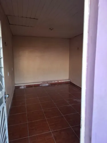 Kitinete na Raiz.