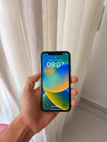 iPhone 11 - 128gb