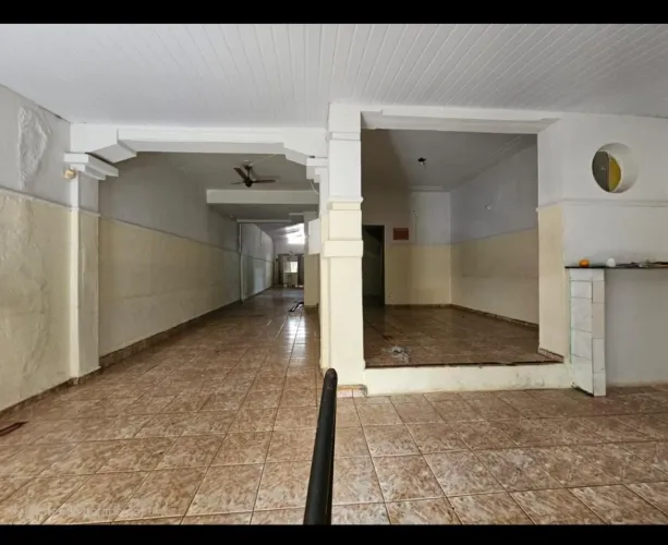 Sobrado no centro | Imobiliária Rosa e Rangel
