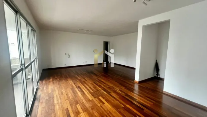 Apartamento na vila nova conceição com 150m², 3 dormitórios sendo 1 suíte e 2 vagas
