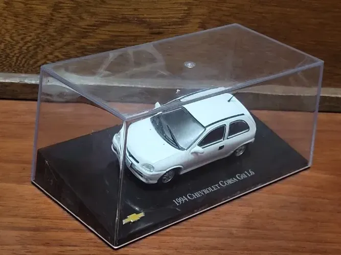 1994 Chevrolet Corsa GSi 1.6 Coleção Chevrolet Collection Salvat - Carrinho Miniatura 1/43