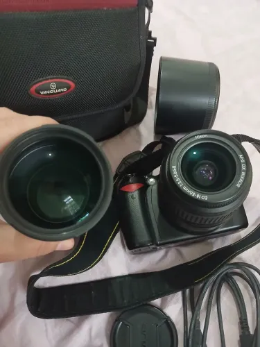 Oportunidade Câmera fotográfica profissional Nikon mais lente sigma bolsa e carregador 