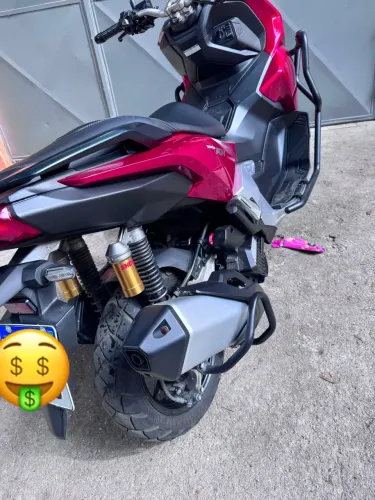 ADV 2025 abs vermelha